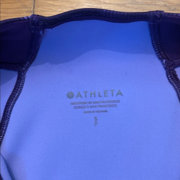 Athleta Rainier Half Zip - Picture 3 of 10